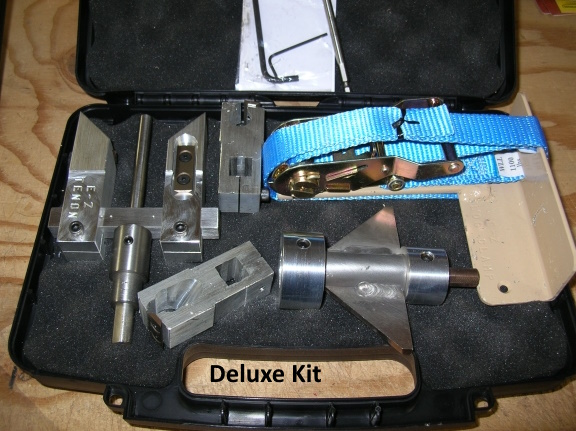 Deluxe Kit showing all items plus case