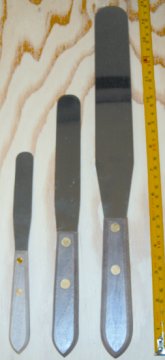 Spatulas for Chinking